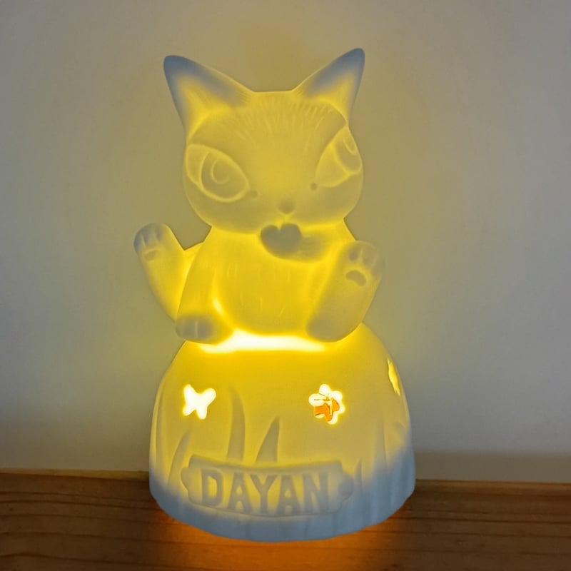 ダヤン 白磁 ミニランプ 僕、迷子 | 秀和美術本店 わちふぃーる