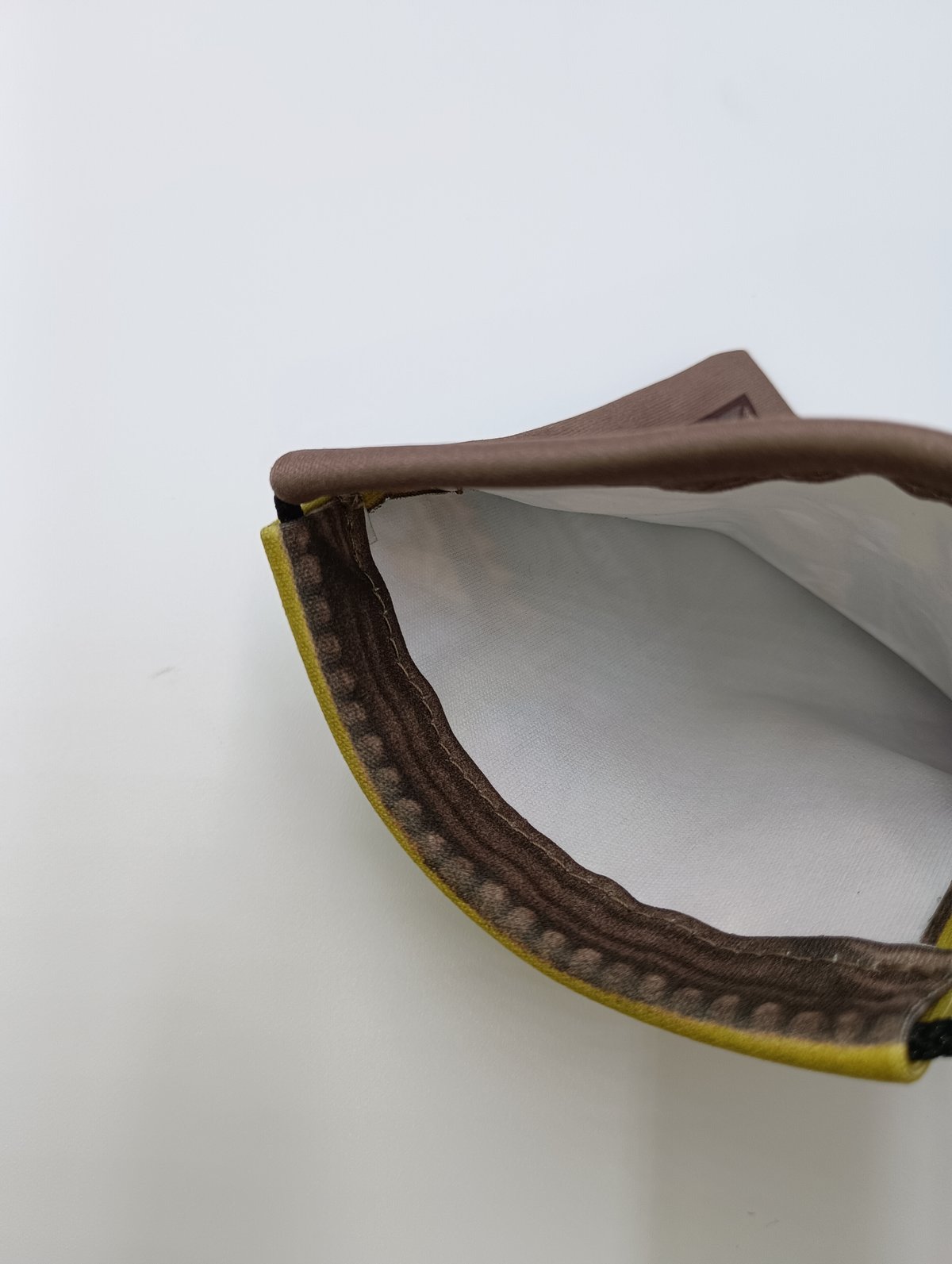 ダヤン アート ミニ 巾着 鏡の中まで | 秀和美術本店 わちふぃー