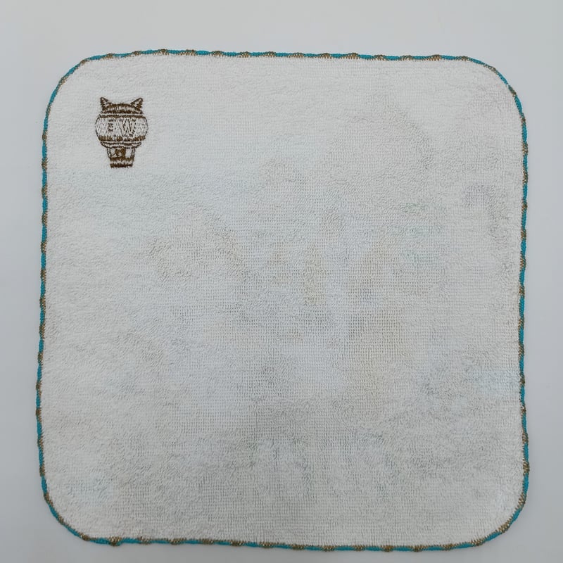 ダヤン アート刺繍 ミニタオル 猫横丁の噂話 | 秀和美術本店 わちふぃ