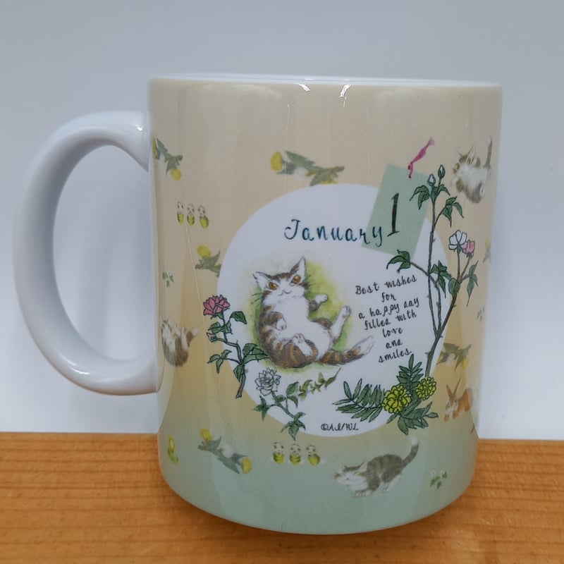 ダヤン にゃんスリー マグカップ 1月 | 秀和美術本店 わちふぃーるど