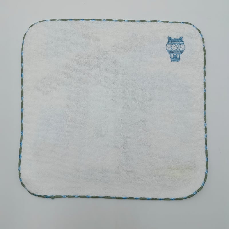 ダヤン アート 刺繍 ミニタオル 風車の前で | 秀和美術本店 わちふぃー