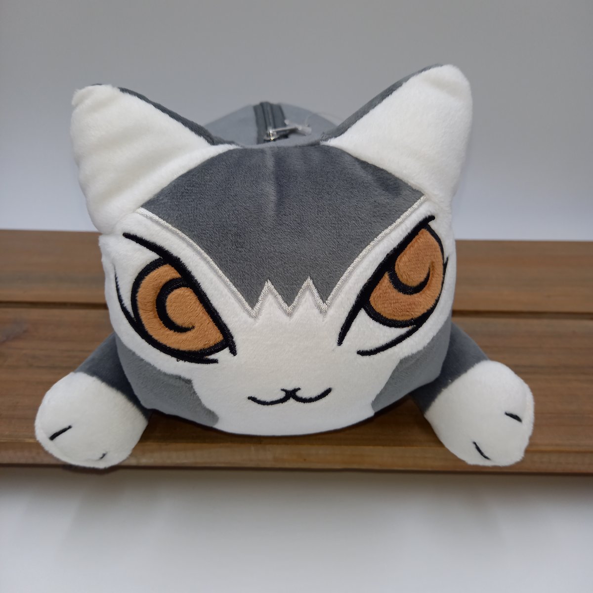 ダヤン ぬいぐるみ ポーチ | 秀和美術本店 わちふぃーるど 取扱店