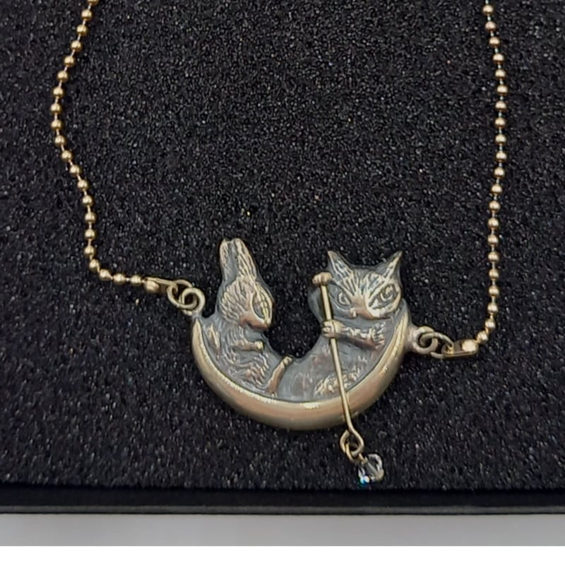 ダヤン ムーン シルバー ネックレス | 秀和美術本店 わちふぃーるど 取扱店