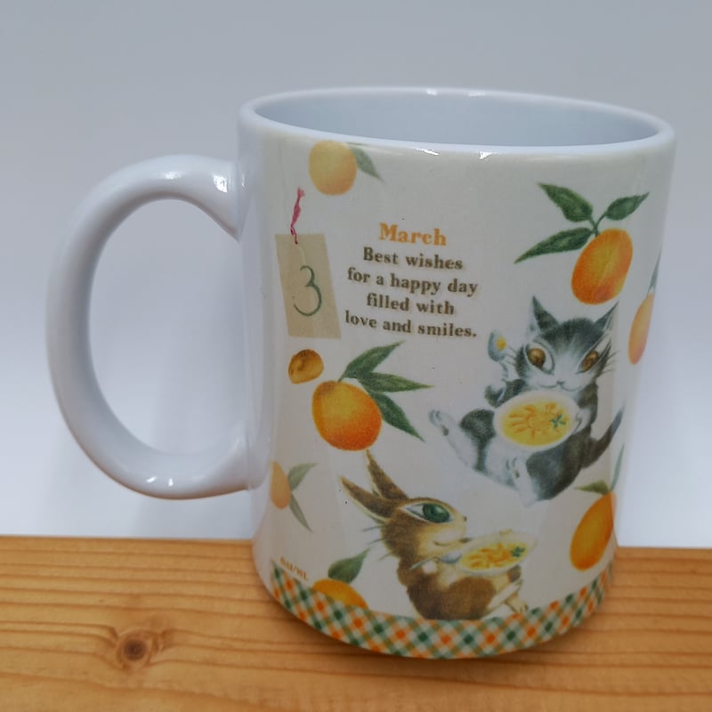 ダヤン にゃんスリー マグカップ 3月 | 秀和美術本店 わちふぃーるど