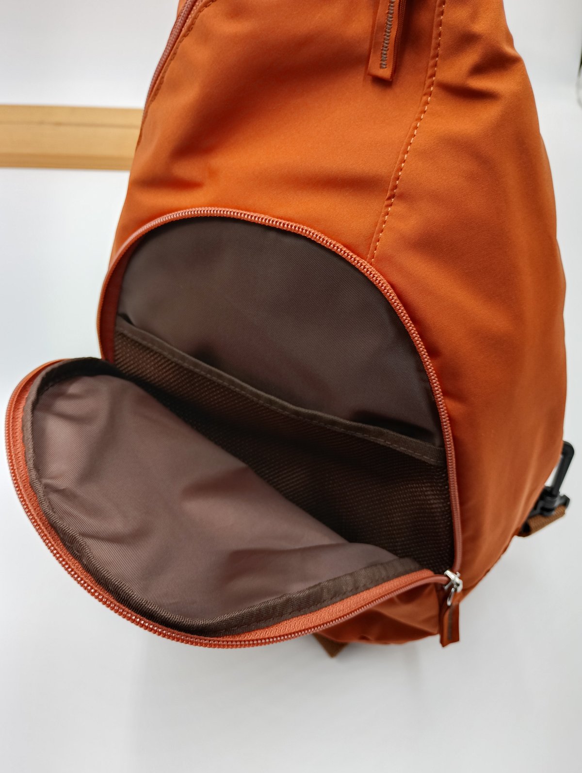 ダヤン ドロップショルダー ショルダーバッグ オレンジ | 秀和美術本店 