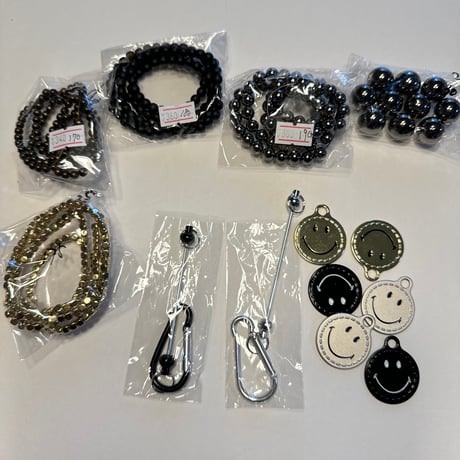 アクセサリーパーツshio_nokonoko様