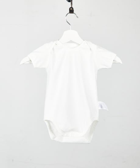 【WASHI BABY Gift Set／White】〈和紙ベビーギフトセット／スタイ＆ロンパース〉