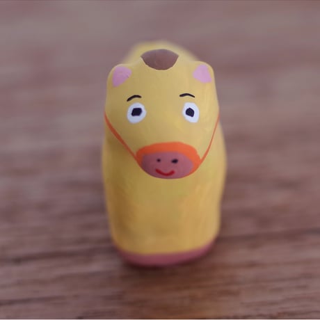 豆午　黄色