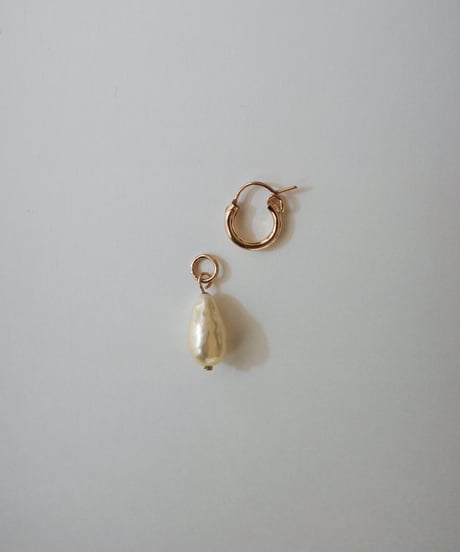 SMALL HOOP EARRINGS ∵PIERCE