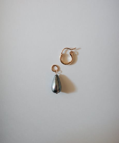 SMALL HOOP EARRINGS ∵PIERCE