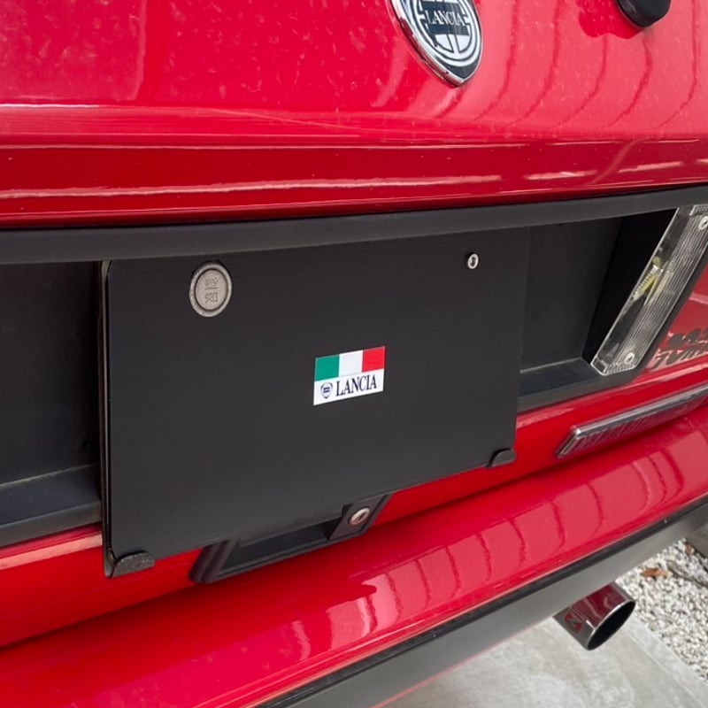 ケース入りナンバー隠し ナンバープレートカバー | GATTA&manemone