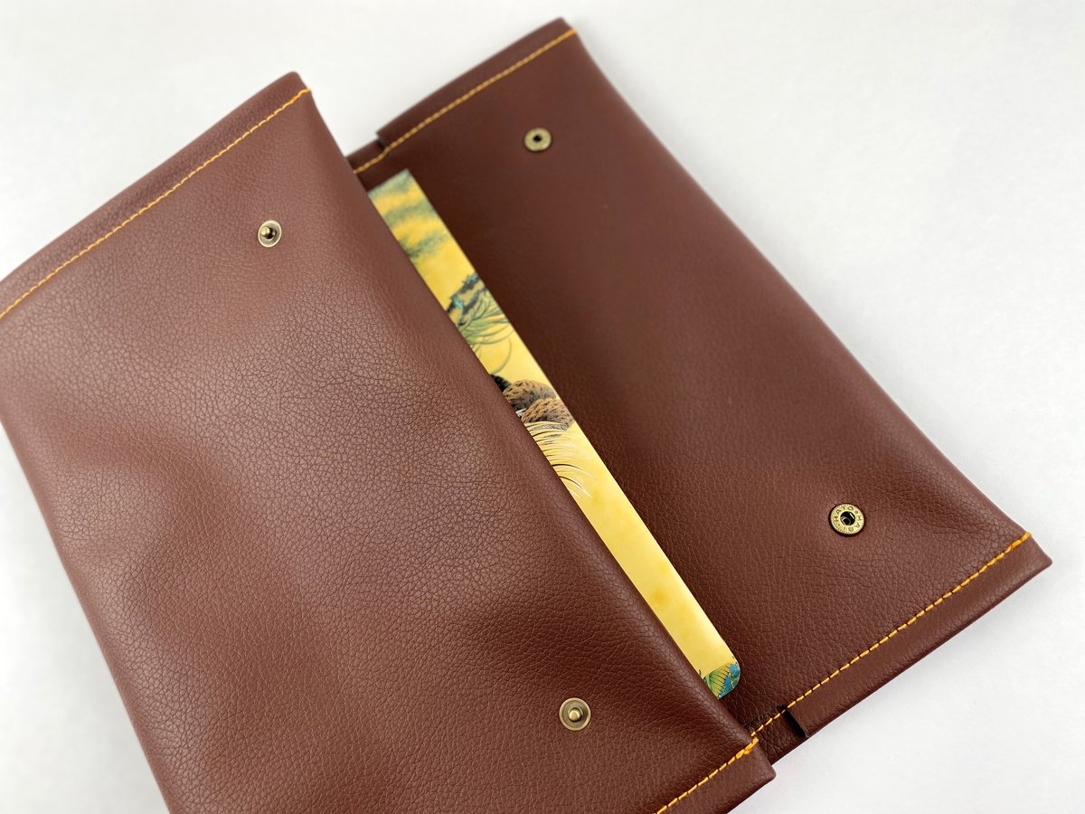 ドキュメントケースROUND A4＆A5 PCケース タブレットケース 書類