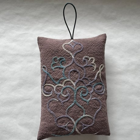 アイヌ刺繍 | STORES