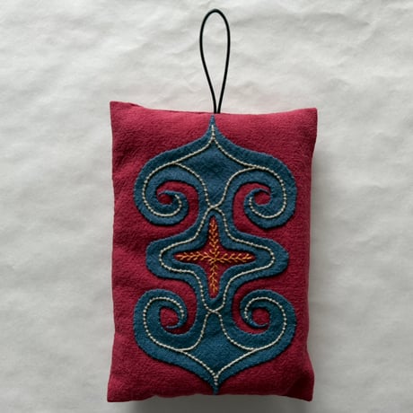 アイヌ刺繍 | STORES