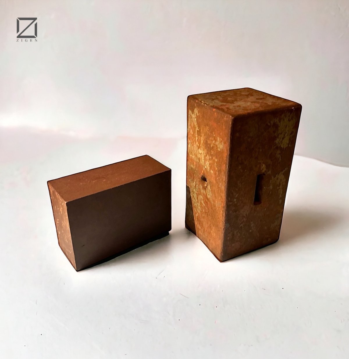 蔵にあった大型の古い鉦、鐘 MZ5NMP1196-