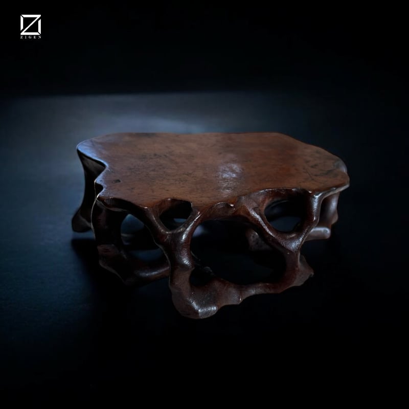 【蔵出し・未使用】昭和期 香港製｜紫檀 筍意匠小物入れ｜縁起物・工芸美品 蔵出し・未使用】昭和期 香港製｜紫檀 筍意匠小物入れ｜縁起物・工芸