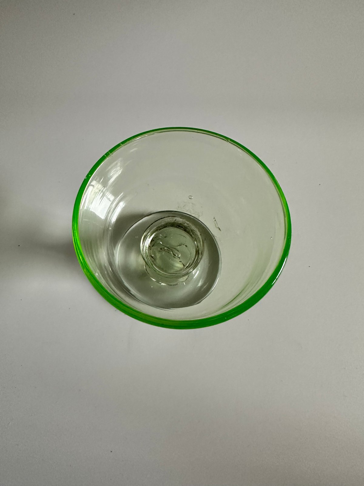 ウランガラス 大正 昭和初期 | 古物屋次元 オンラインショップ