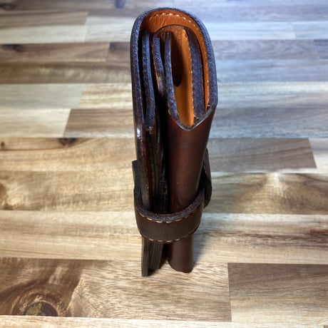 middle wallet