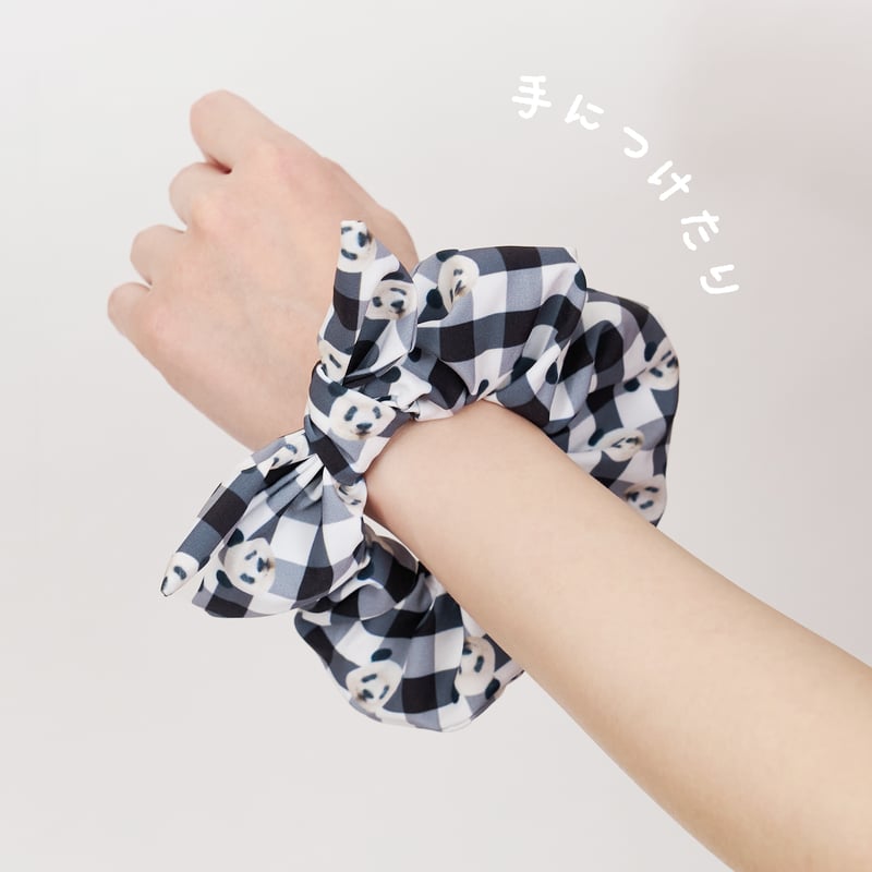 シャン柄チェックシュシュ | Kuma Xiang