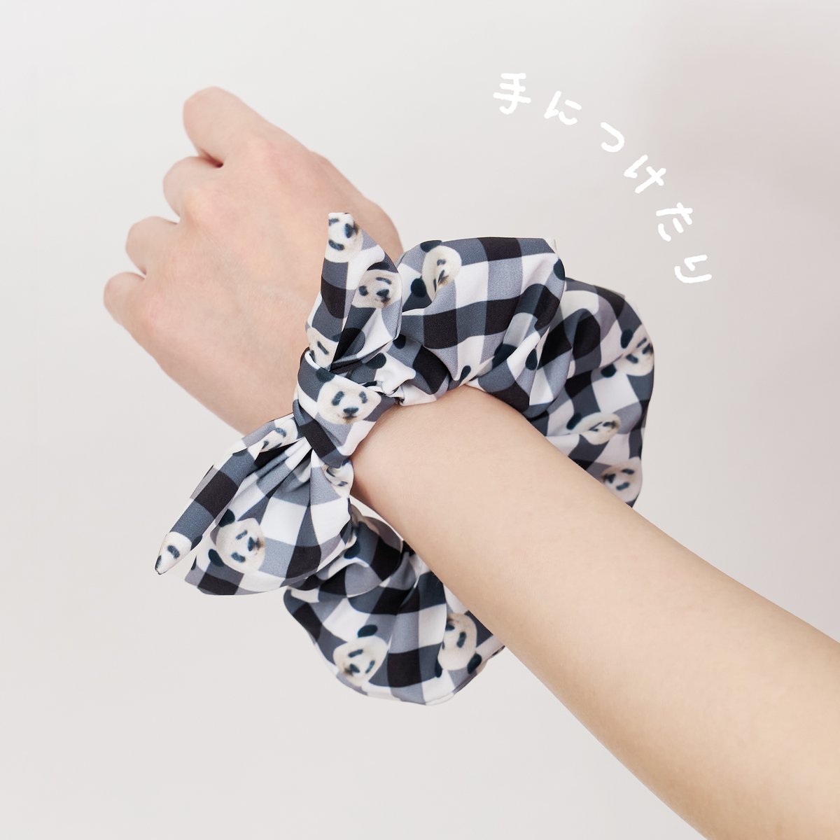 シャン柄チェックシュシュ | Kuma Xiang