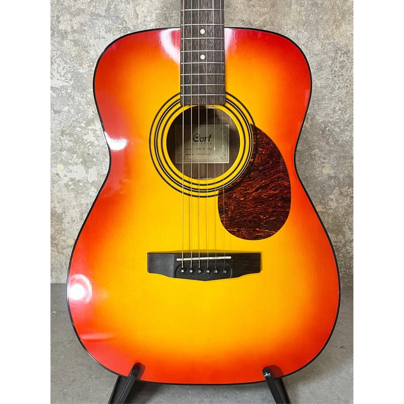 CORTの美品クラシックギターCAG-1f