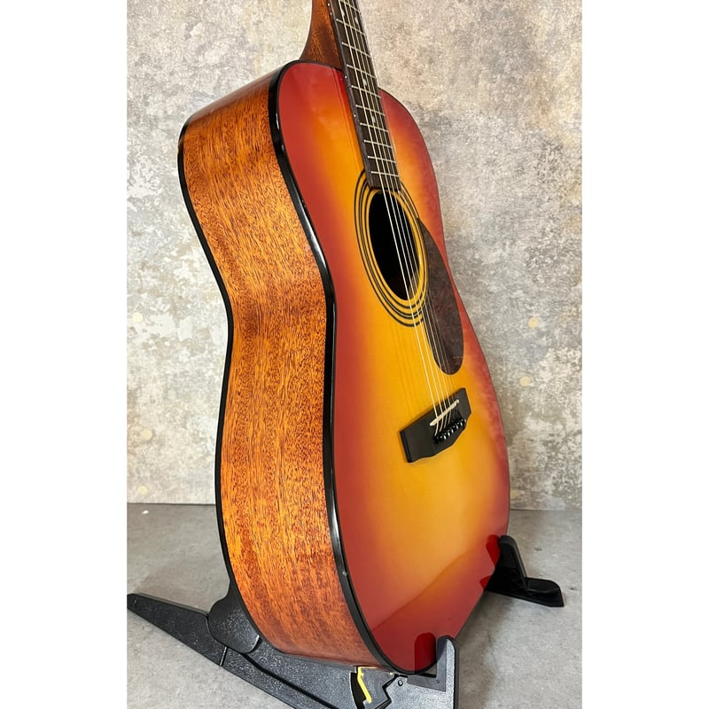 CORTの美品クラシックギターCAG-1f