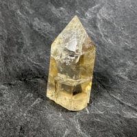 【霊視ナターシャオリジナル】虹を抱く黄金柱【レインボーシトリン】