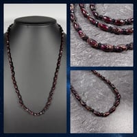 【霊視ナターシャオリジナル】 深紅の灯り・静かに寄り添う守りのネックレス 【ロードライトガーネット・ブラックトルマリン】