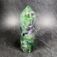 【霊視ナターシャオリジナル】紫翠の結界・心の迷いを払う智慧のポイント【レインボーバイカラーフローライト】