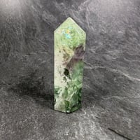 【霊視ナターシャオリジナル】光明の道標・眠れる才能を呼び覚ますポイント【レインボーバイカラーフローライト】