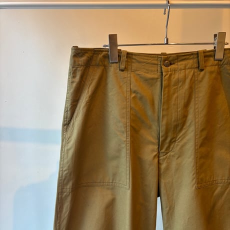 CATTA "BAKER PANTS-PARACHUTE POPLIN"