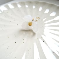 Lucky flowerのリング_シアーホワイト3