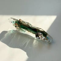 水面のゆらぎのヘアクリップ_D