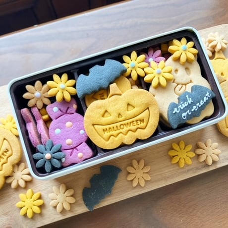 ハロウィン：和三盆糖のクッキー缶（10/2～5発送）