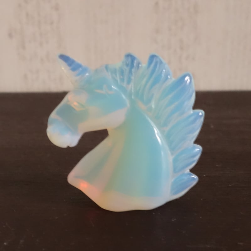 人工オパールのユニコーン | Sainte Trinité