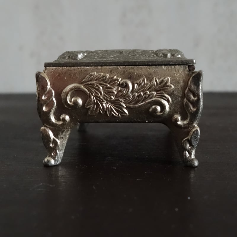 マックスファクターのノベルティジュエリーボックス | Sainte Trinité