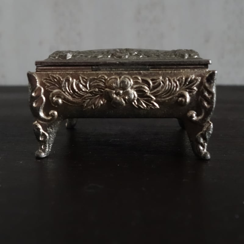 マックスファクターのノベルティジュエリーボックス | Sainte Trinité