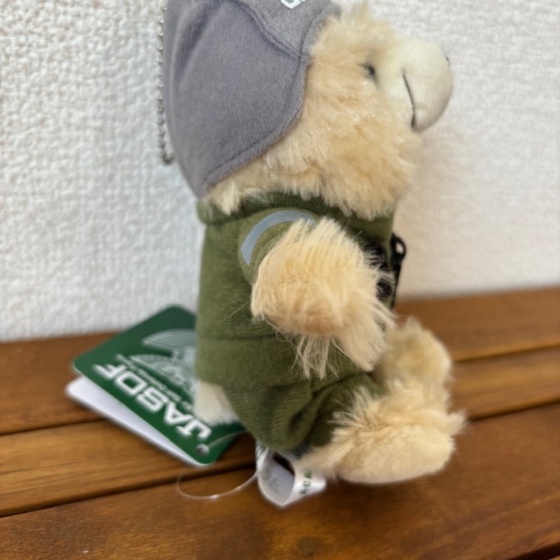 新品　非売品　Bombardier ぬいぐるみ フードくま　航空　テディベア bear-a-s01.jpg