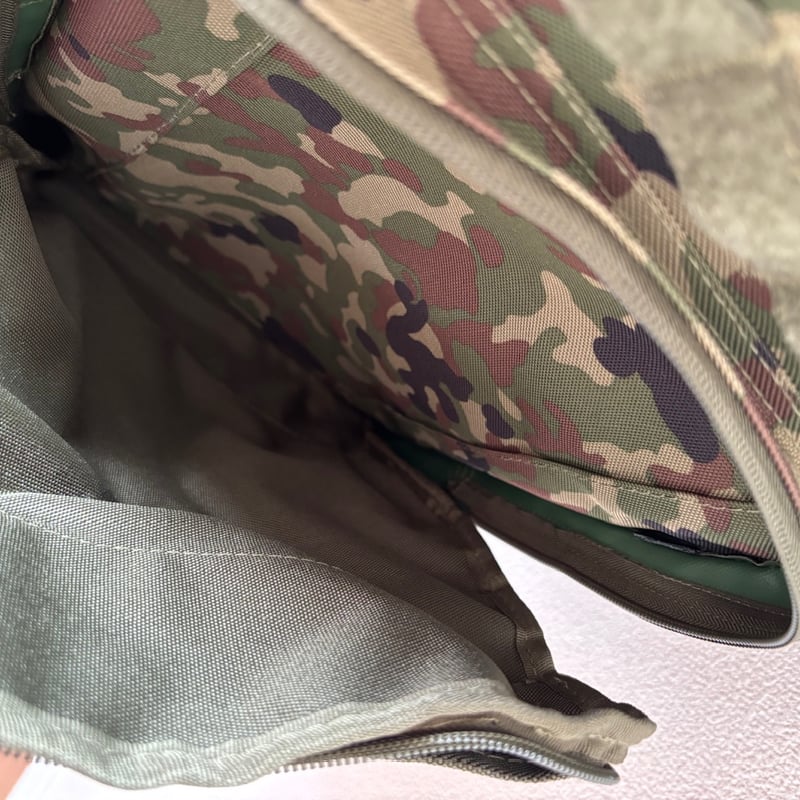 スツールデイパック】チェア付き 陸上自衛隊 登山 キャンプ サバゲー