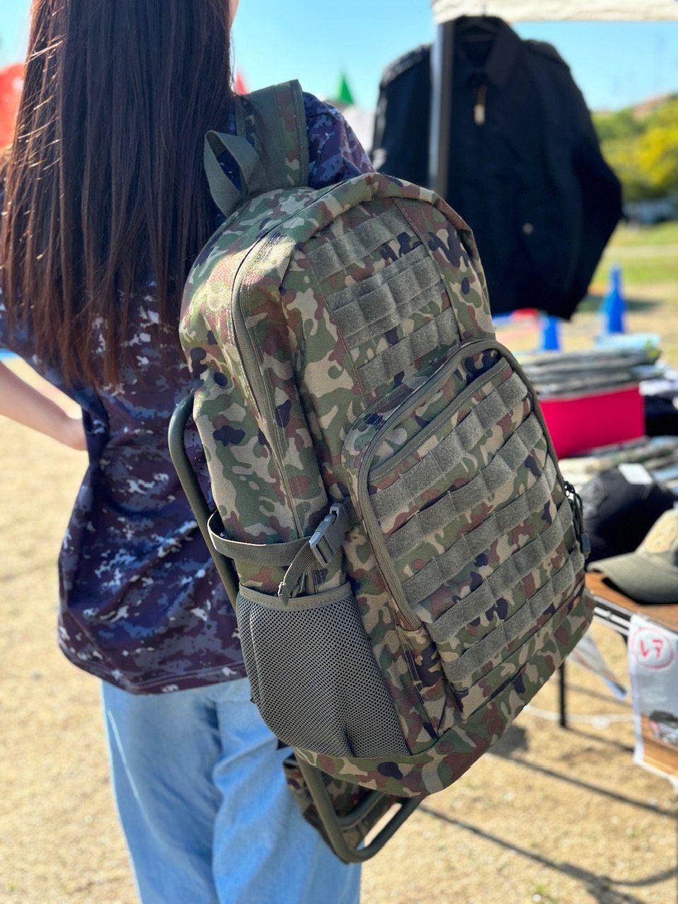 スツールデイパック】チェア付き 陸上自衛隊 登山 キャンプ スツールデイパック】チェア付き 陸上自衛隊 登山 キャンプ