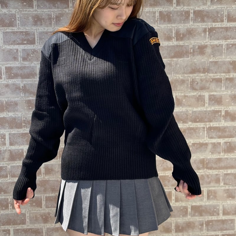 陸上自衛隊のＭサイズ女性用セーター（市販品） fit=scale-down,w=1200