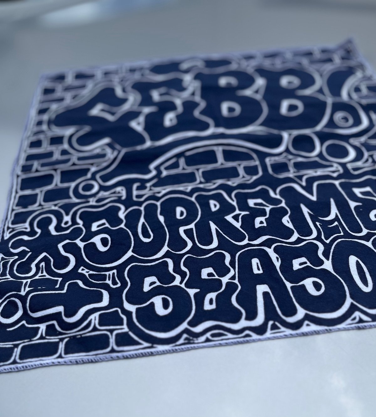 febb SUPREME SEASON handkerchief | WIDSOM STORE