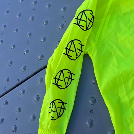 NOTHING packable nylon pullover jkt ( USED )