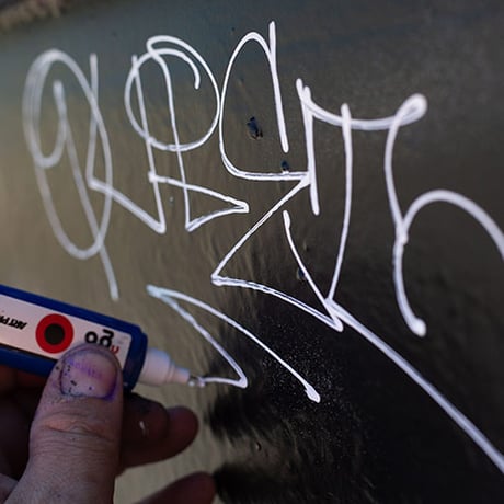 Art Primo Press-N-Go White Out Marker