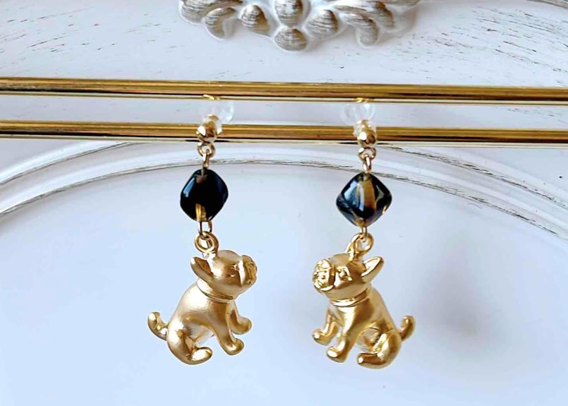 モチーフピアス(イヤリング変更可)41 フレンチブルドッグ | on.cloud.9