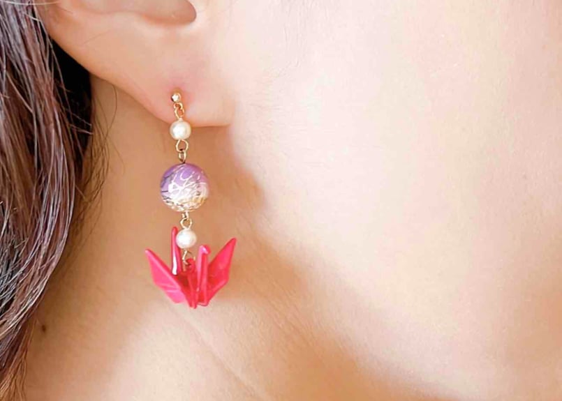 和ピアス02 折り鶴（イヤリング変更可） | on.cloud.9 オンクラウドナイン