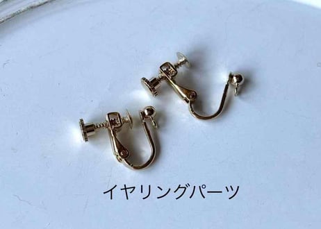 モチーフピアス93 トランペット×リボンgray（イヤリング変更可）