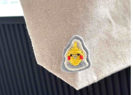 刺繡ブローチ17 オカメインコ