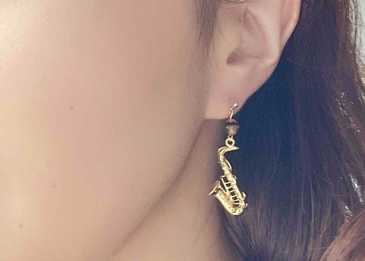 雲モチーフピアス ゴールデン・クラウド” ピアス - マリーエレーヌ ドゥ