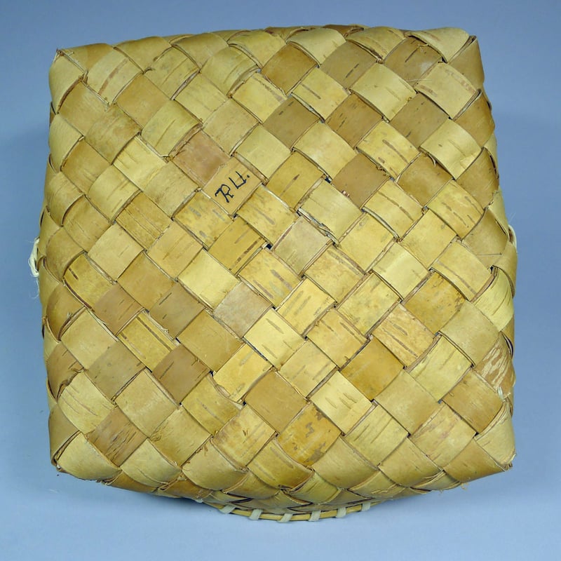 白樺 カゴ 取手付き Mサイズ | +++ FIKA +++ 北欧雑貨・北欧